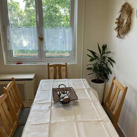 Lejlighed Marianna Apartman- *